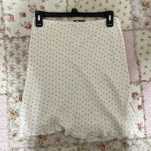 Brandy Melville Sephira skirt!